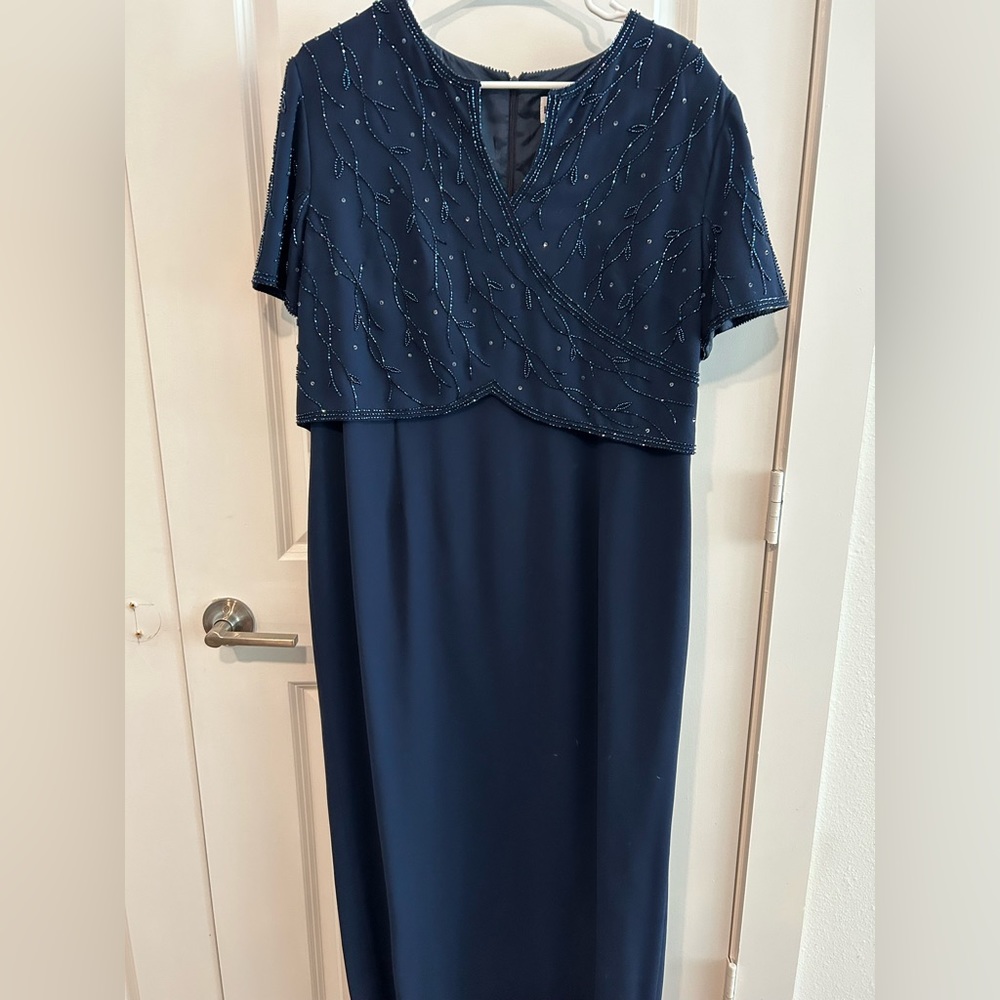 Karen Millen Evening Dress Size 16 Vintage classy winter